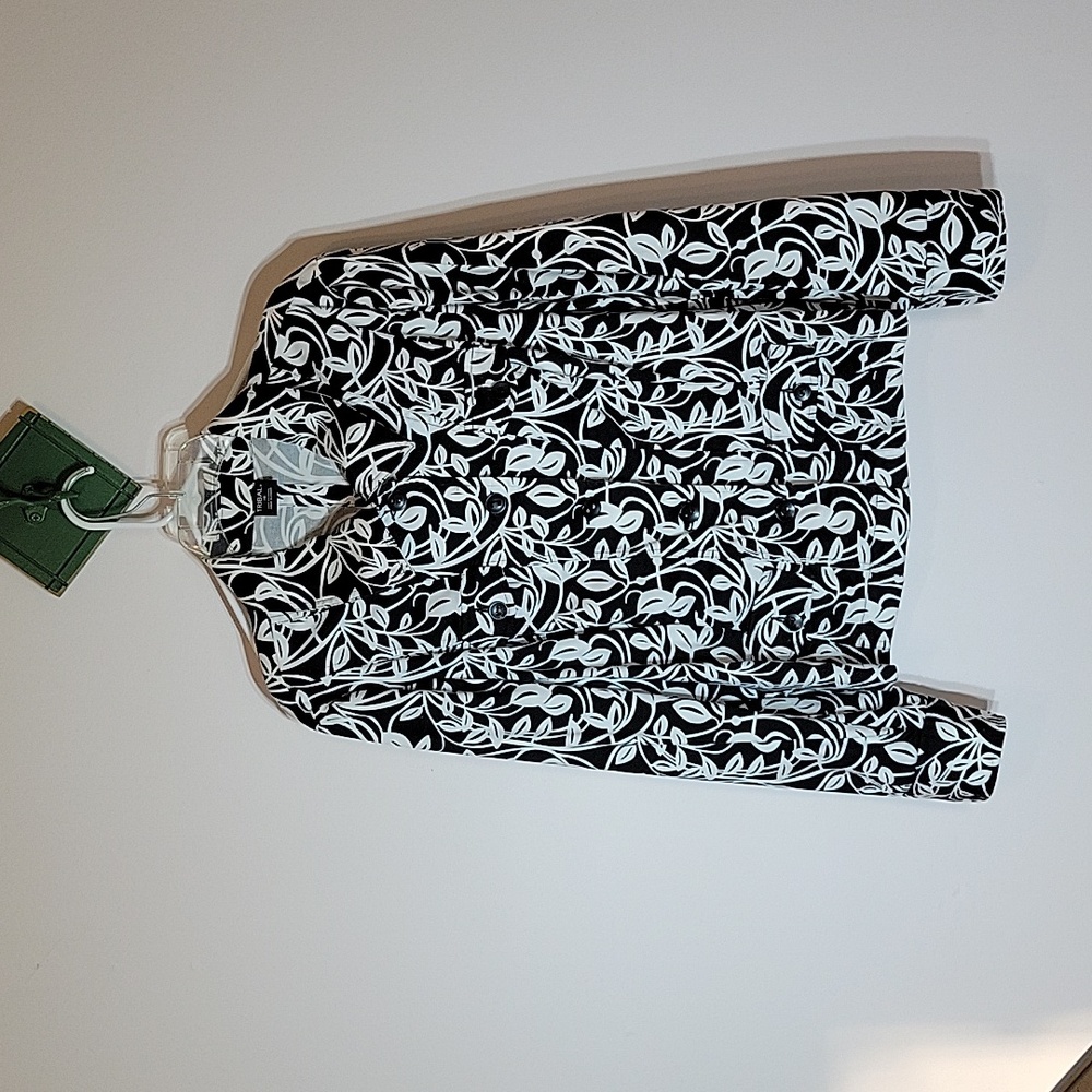 Tribal black and white blazer size 16